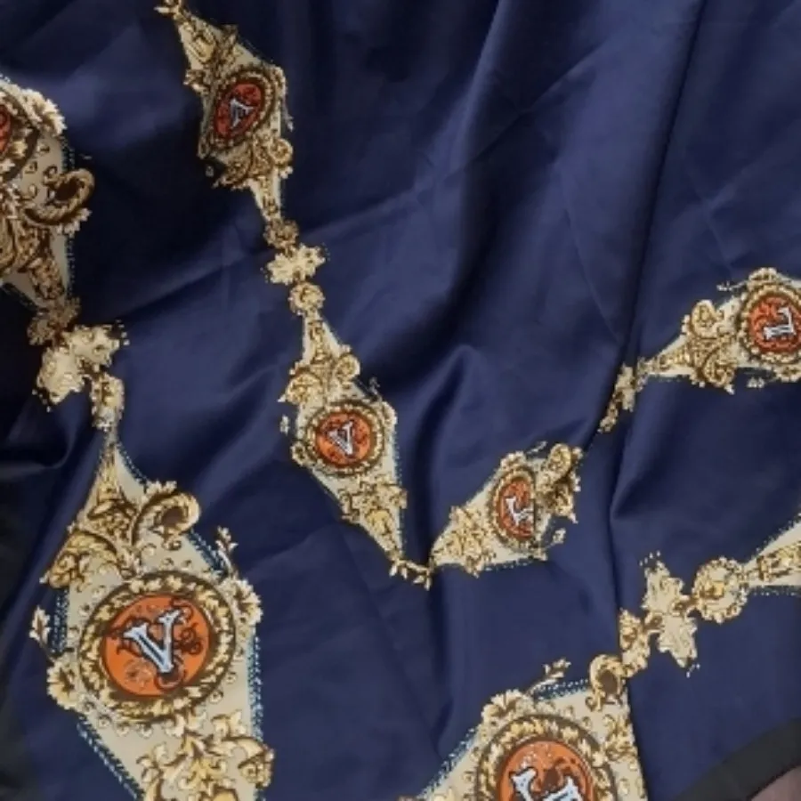 روسری زنانه