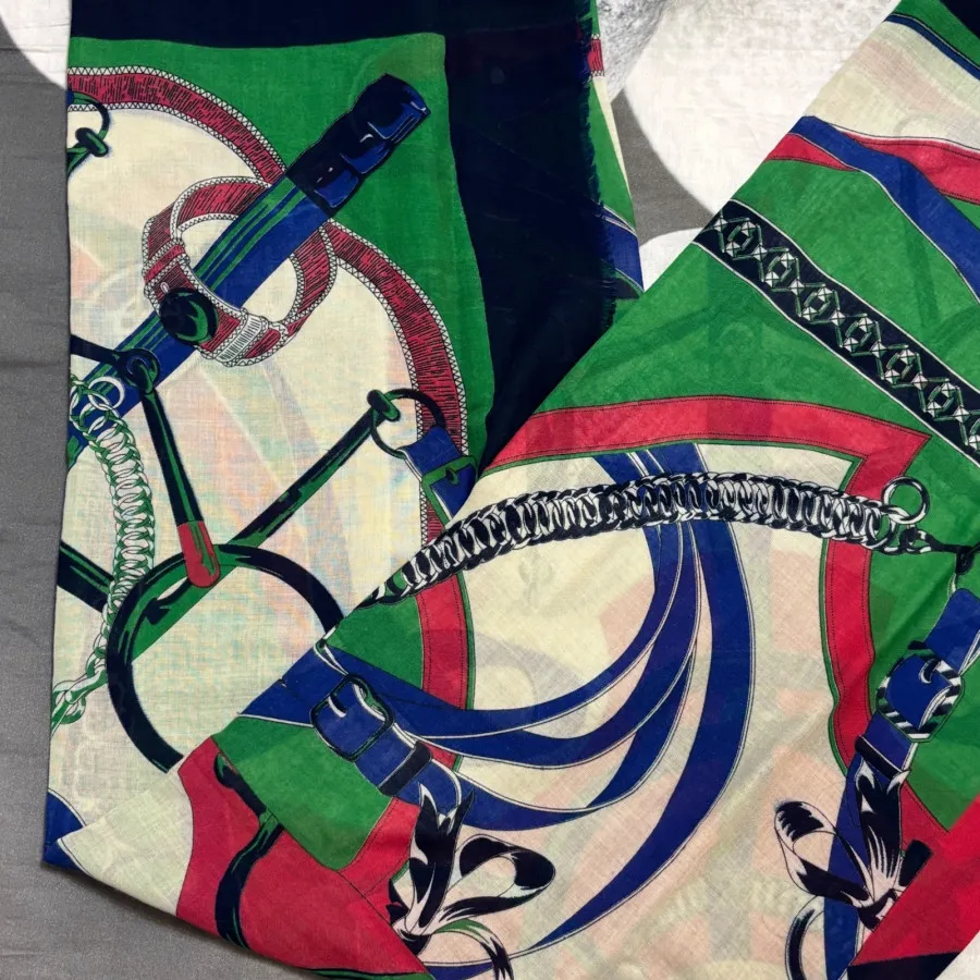 روسری قواره دار