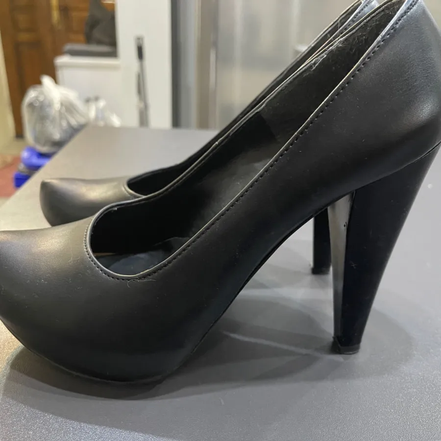 کفش پاشنه 40