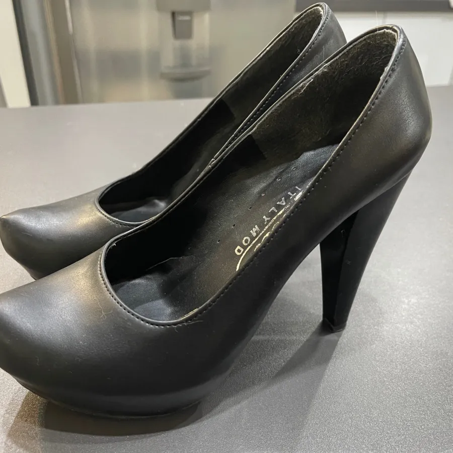 کفش پاشنه 40