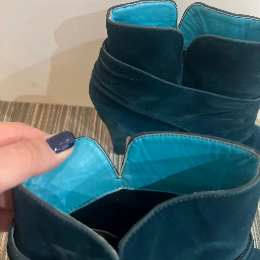 بوت اورجینال سایز 37