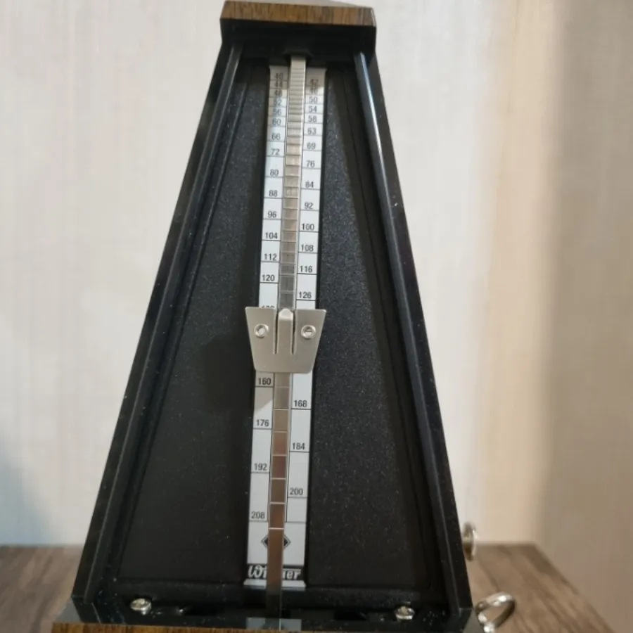 مترونوم مکانیکی وینتر