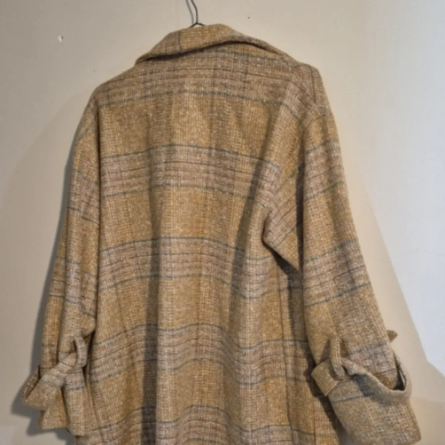 کت‌بافت کوتاه چارخونه زرد