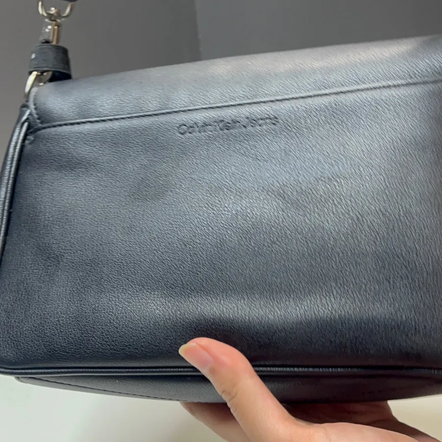 کیف کراس بادیCalvin klein