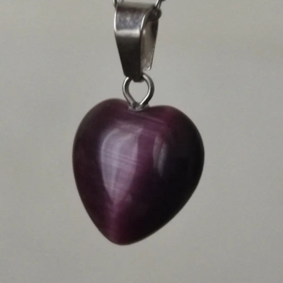 گردنبند زیبای قلب سنگی