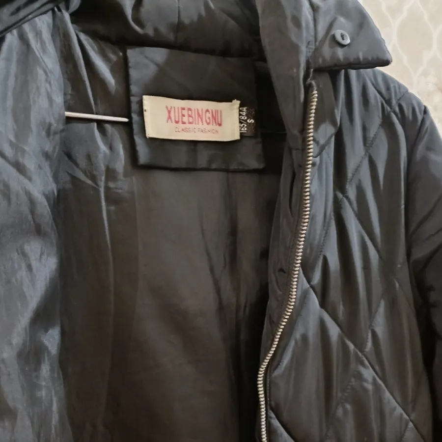 کاپشن کلاهدار