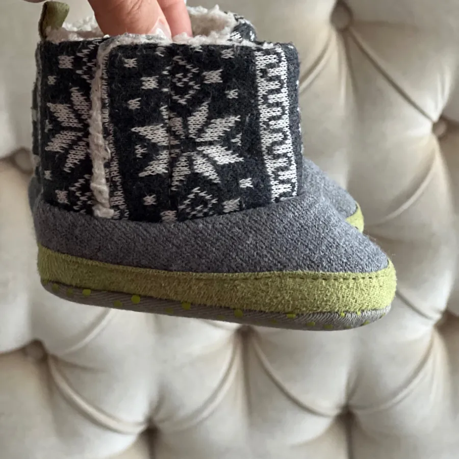 کفش تو کرکی نوزادی zara