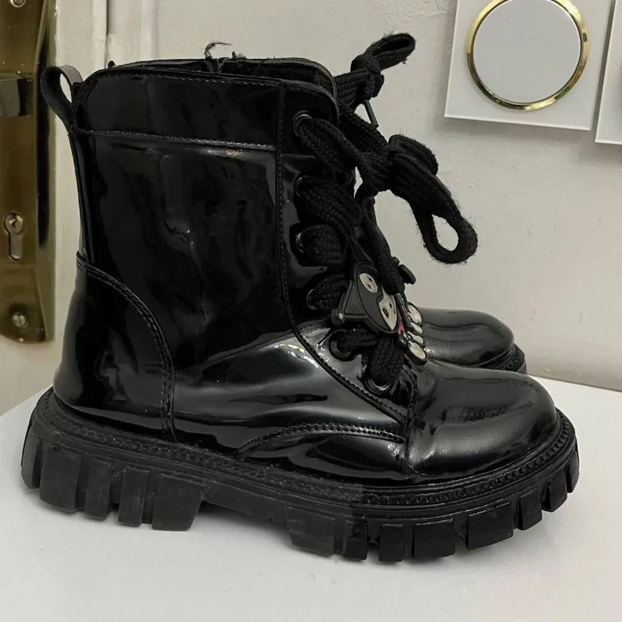 بوت دخترانه