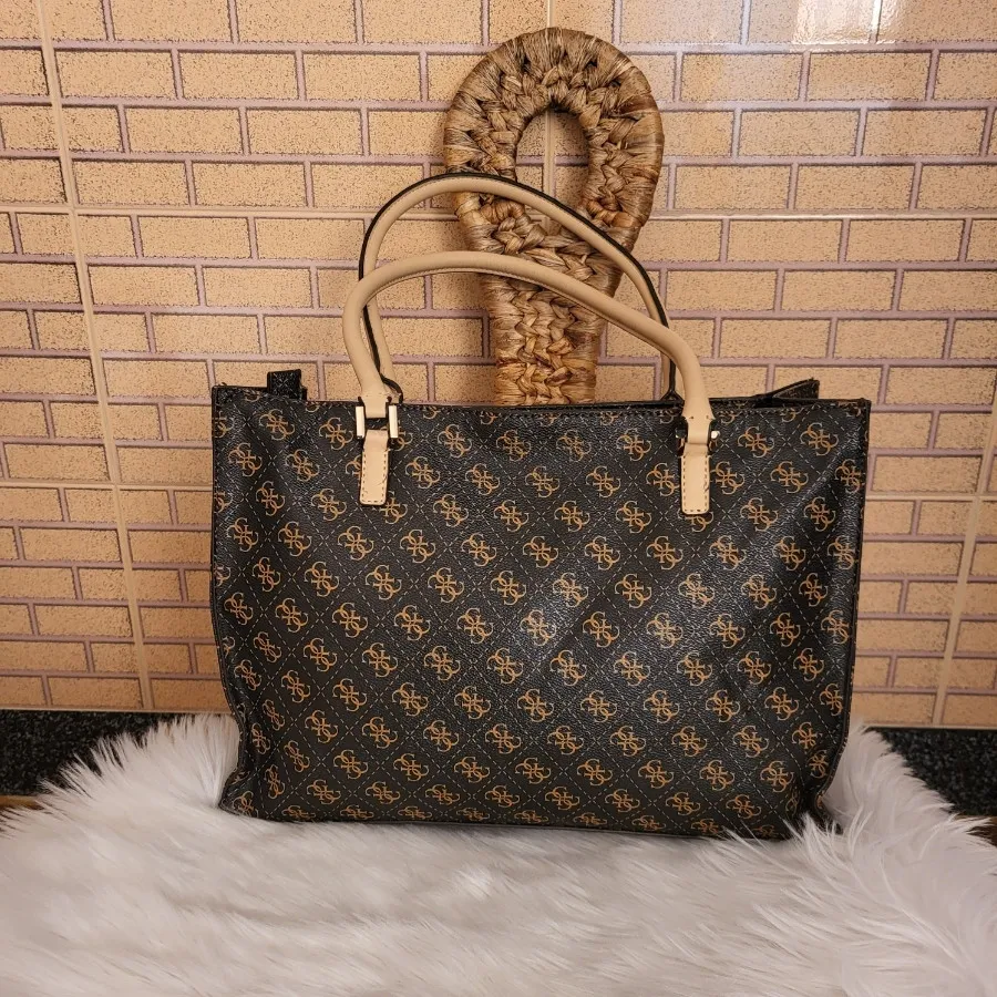 کیف برند گس guess