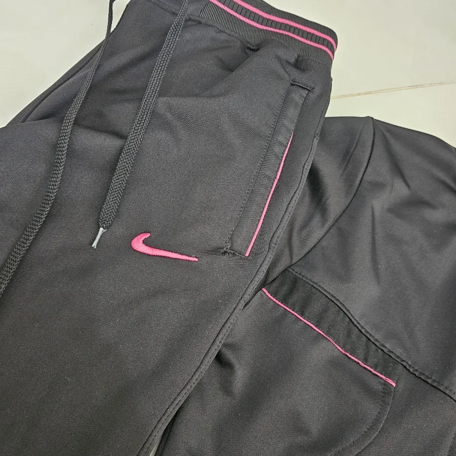 گرمکن و شلوار اسپرت زنانه