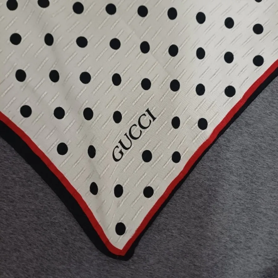 مینی اسکارف روسری