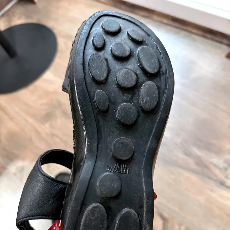 صندل زنانه مشکی