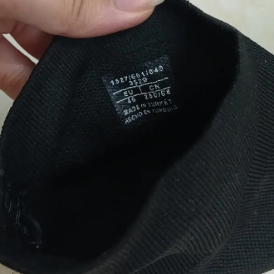 کتونی اورجینال بارکددار