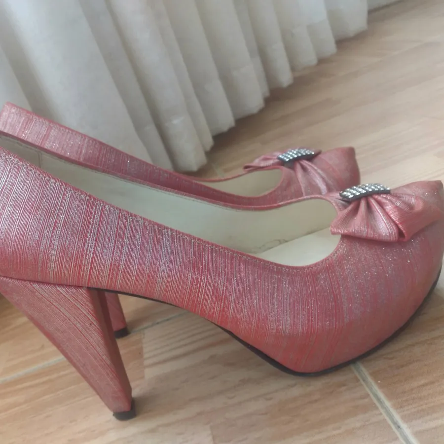 کفش مجلسی سایز 39 و 40