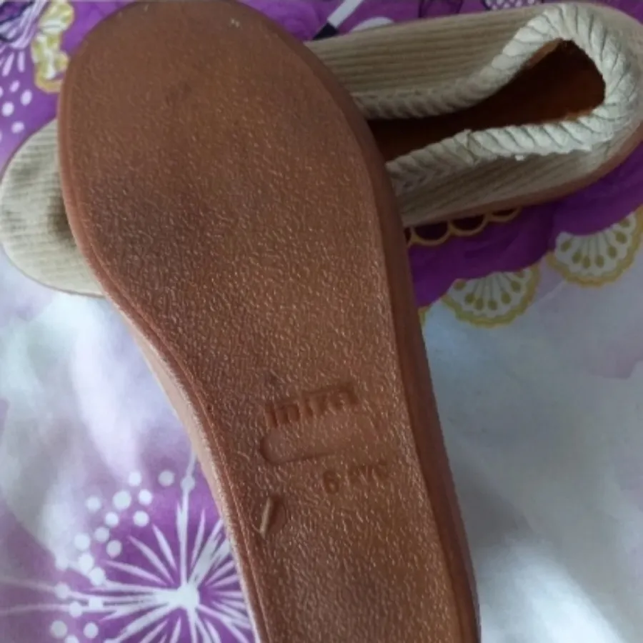 کفش برند intra