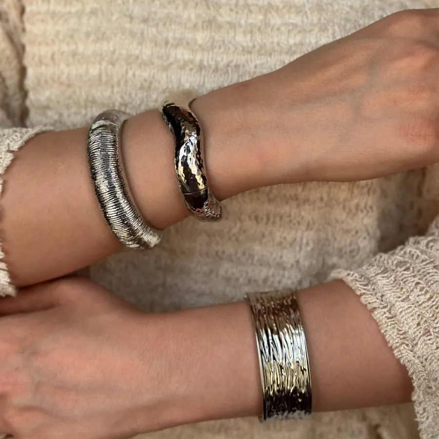 بنگل های نقره ای