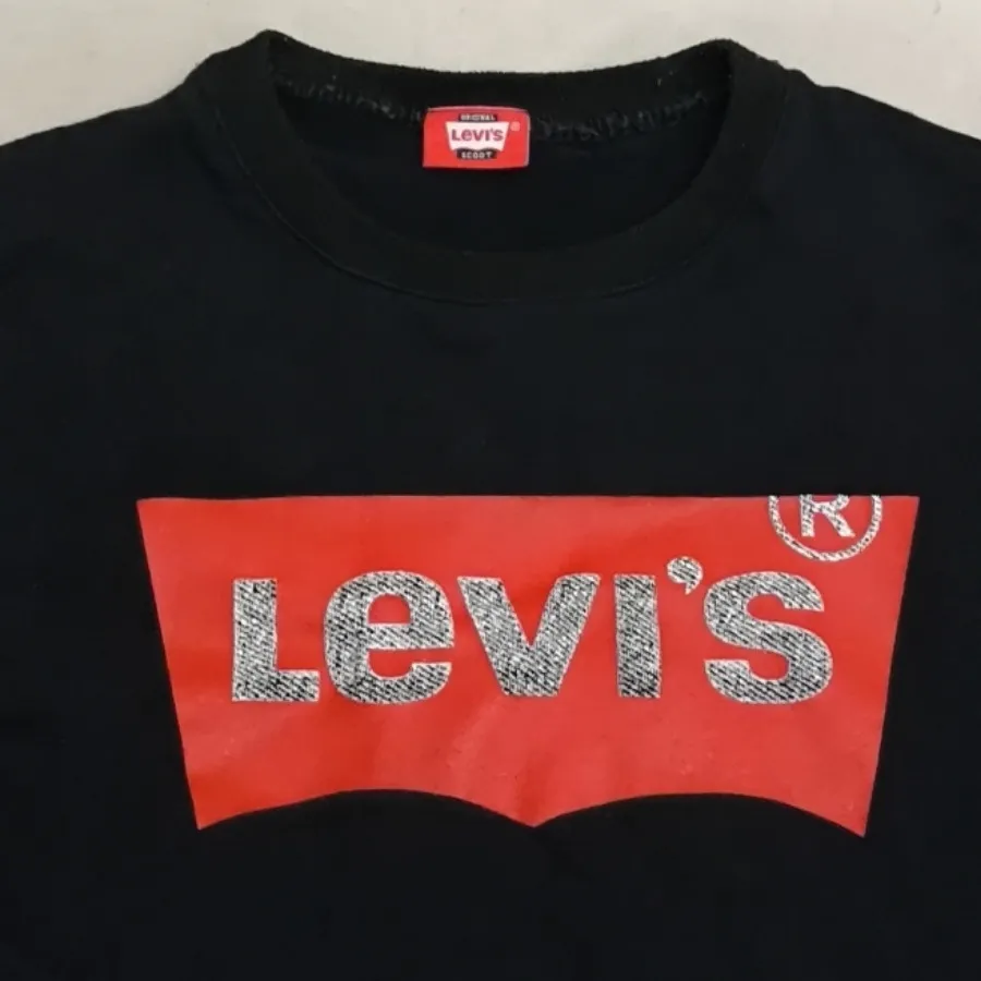 دورس گرم Levis