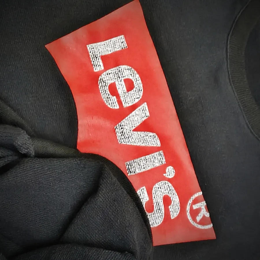 دورس گرم Levis