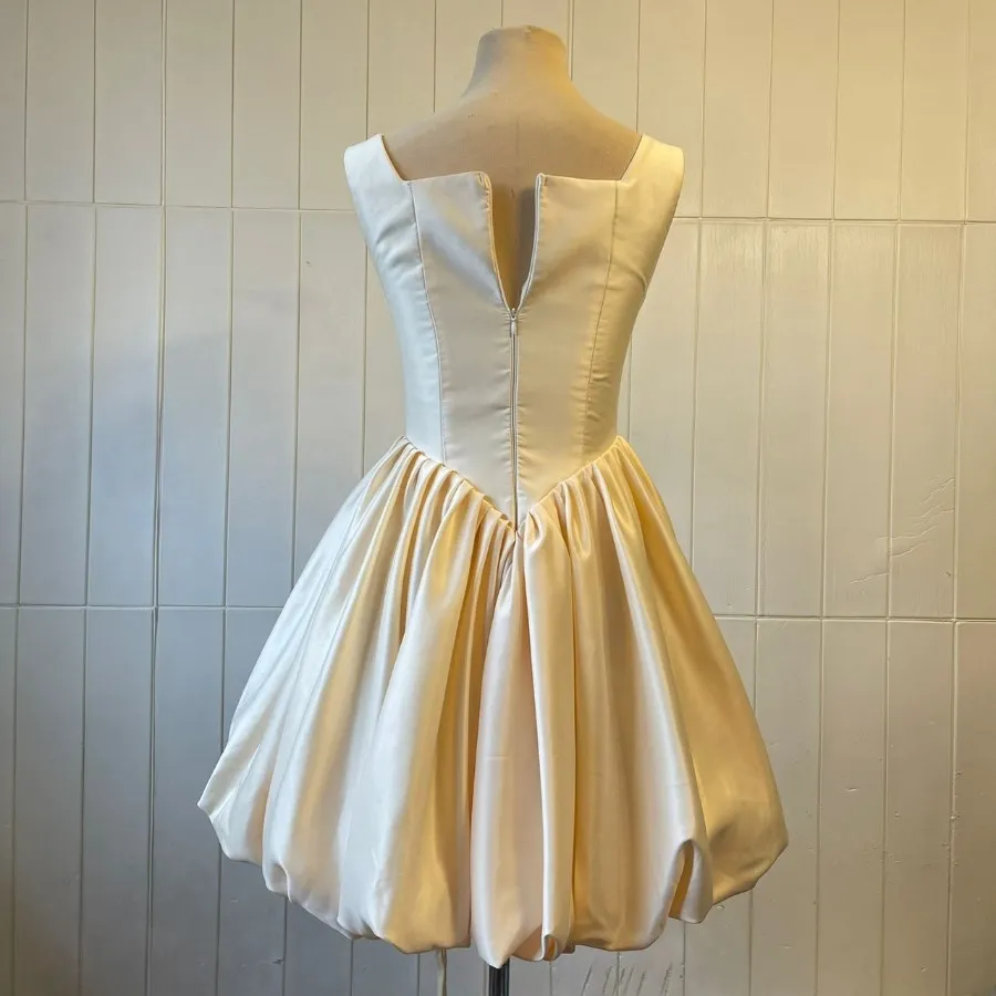 مجلسی عروسکی