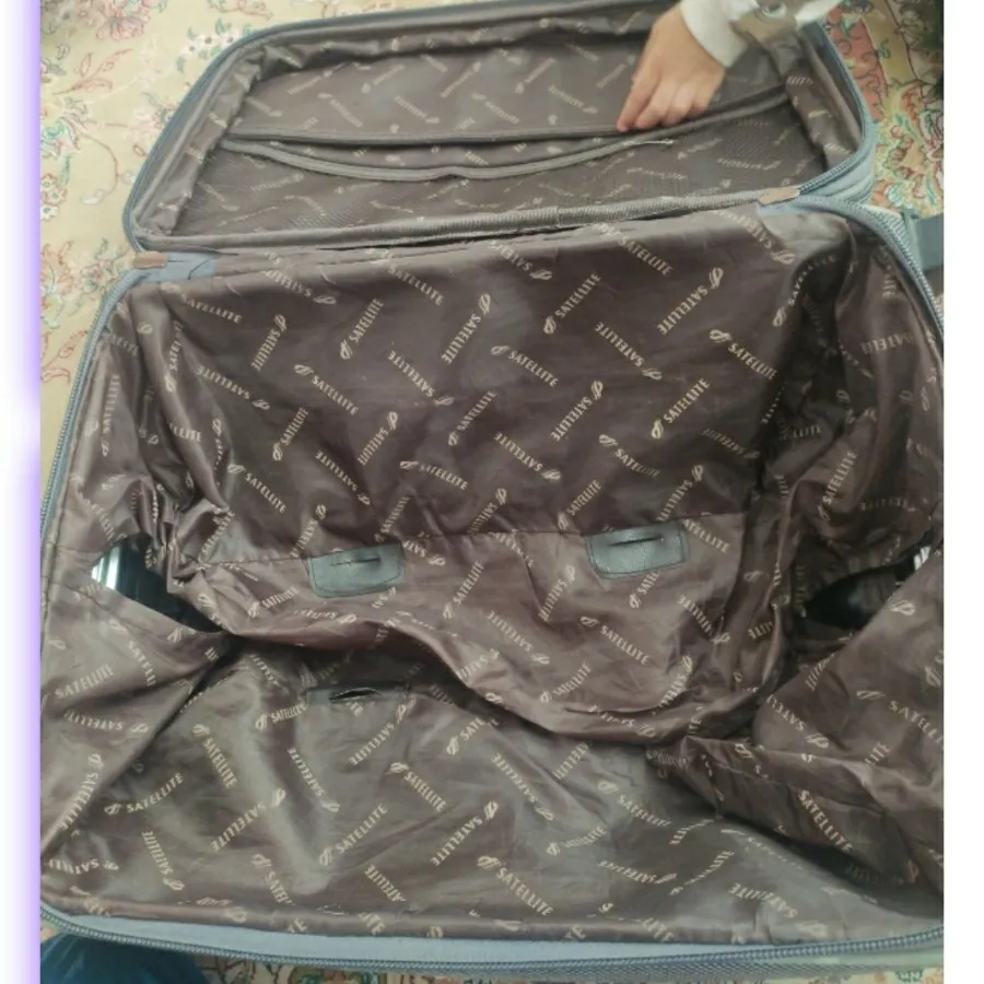 چمدان مسافرتی