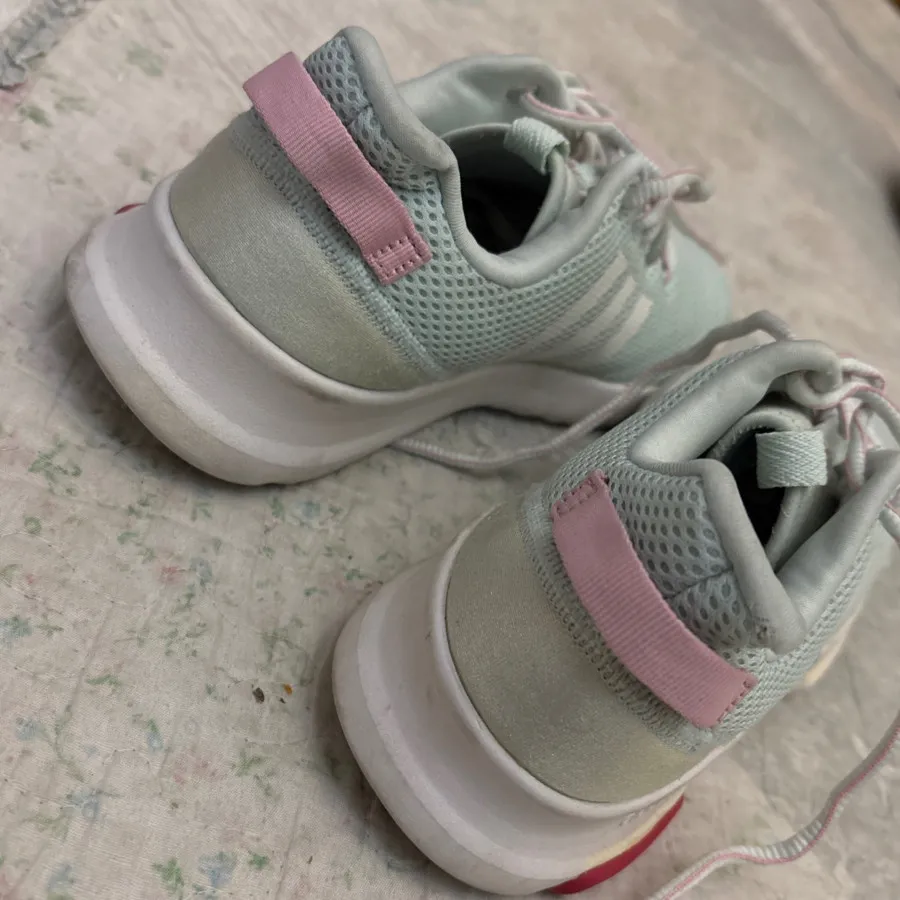 کتونی اورجینال ادیداس