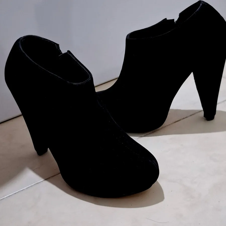 کفش لژدار پاشنه ده سانت