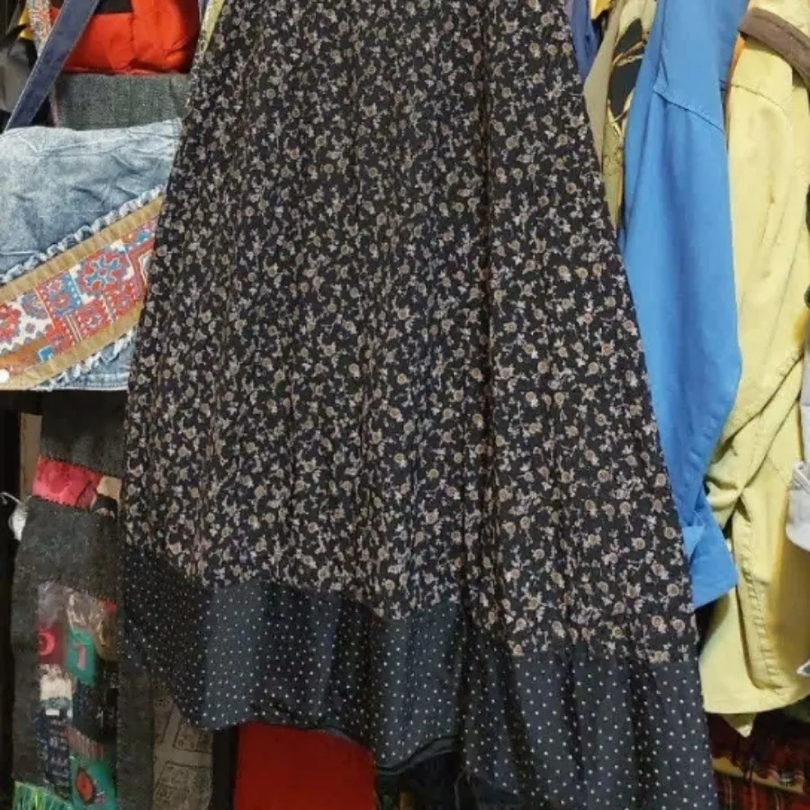 دامن شیک و گوگولی 
خ نازه