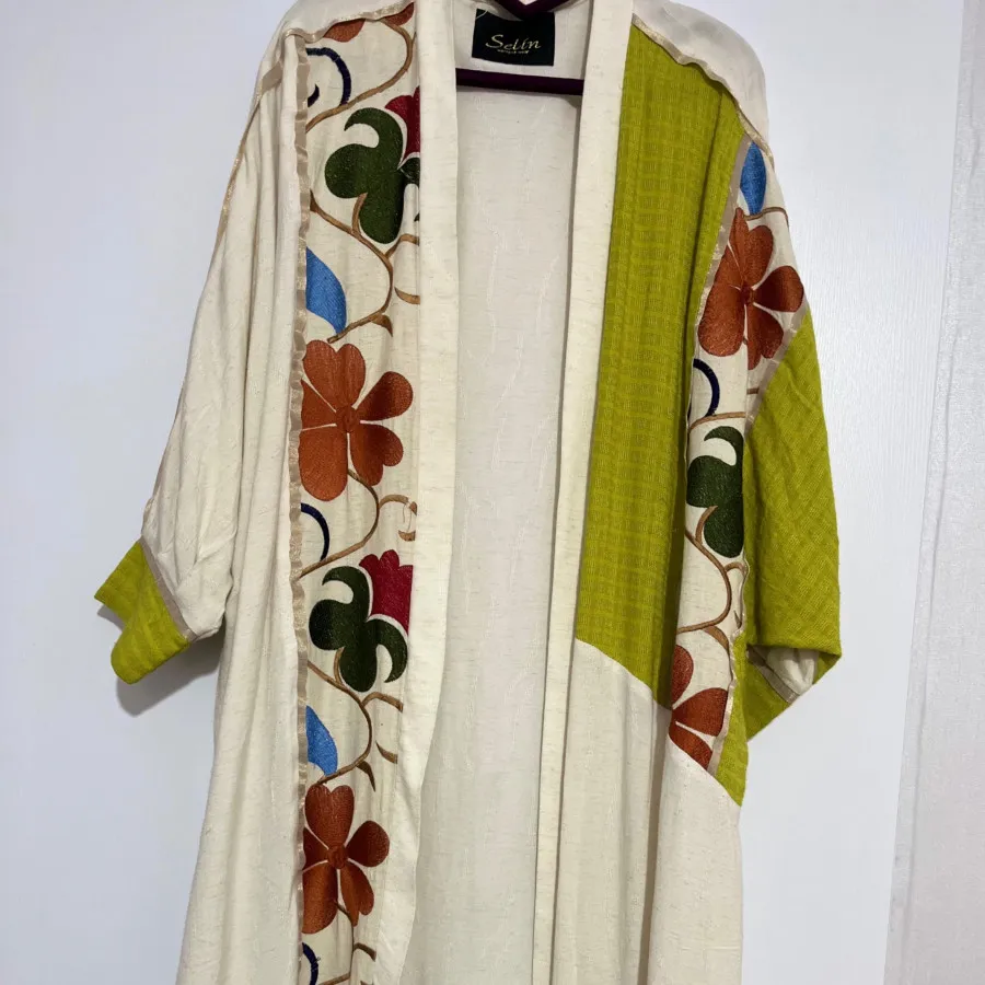 مانتو بلند گلدوزی