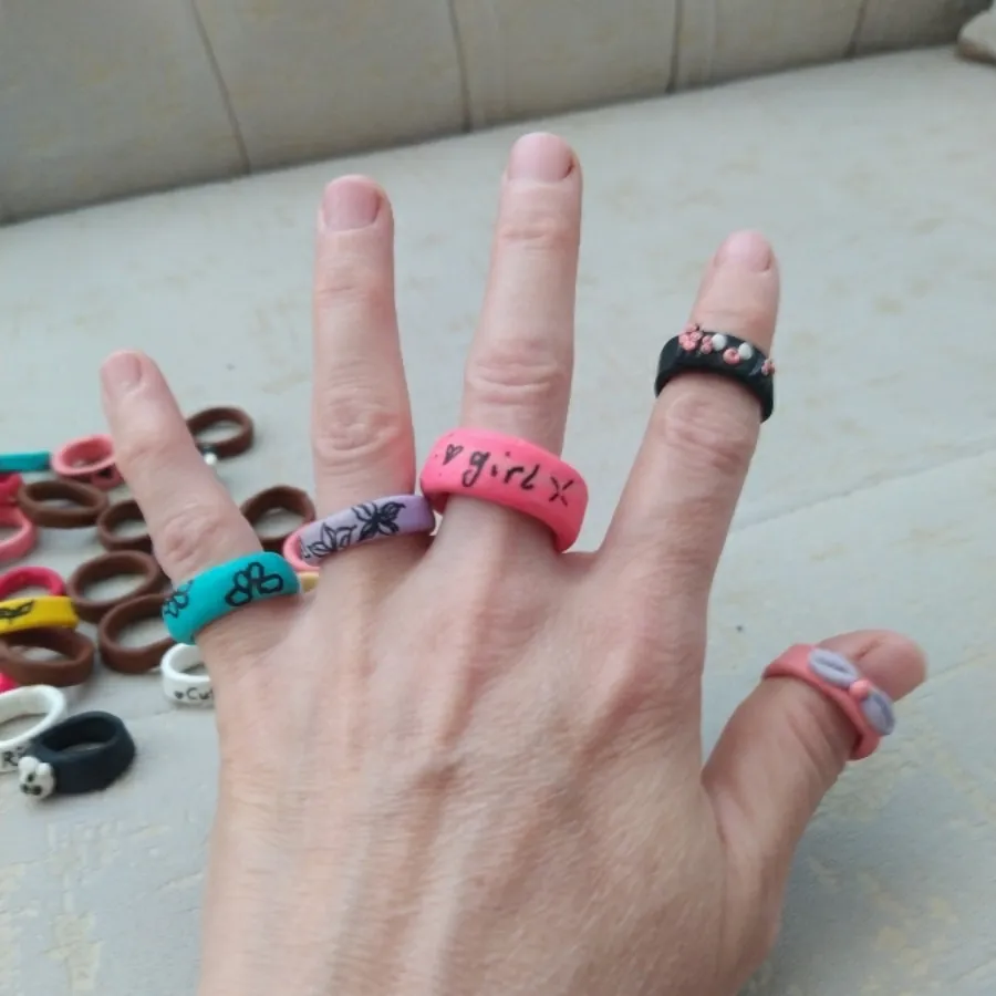 تعداد 65عدد انگشتر پلیمری