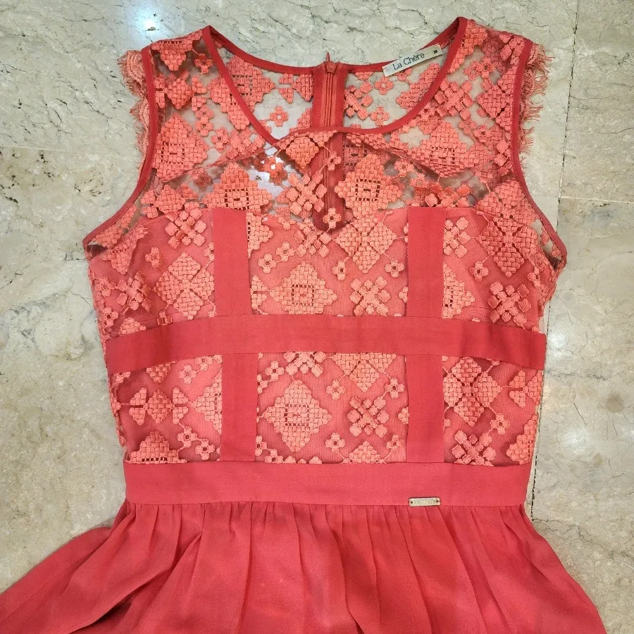 پیراهن بلند