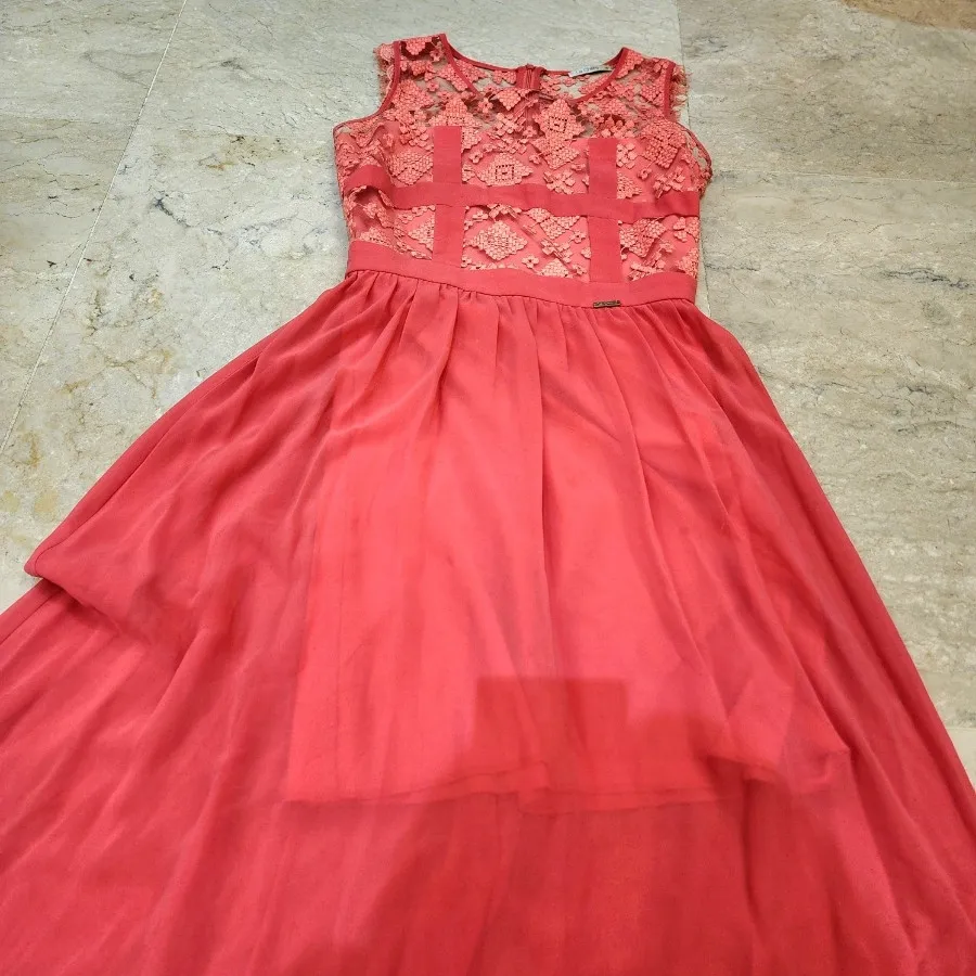 پیراهن بلند