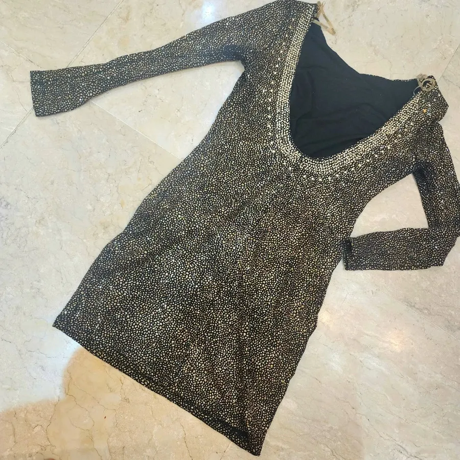 پیراهن کوتاه