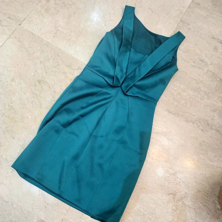 پیراهن کوتاه