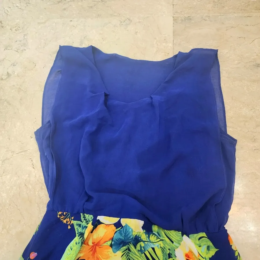 پیراهن کوتاه