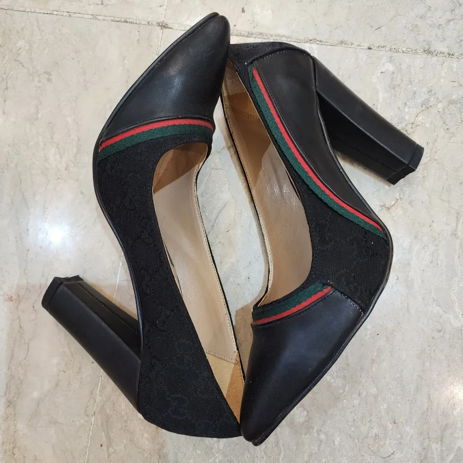 کفش طرح گوچی