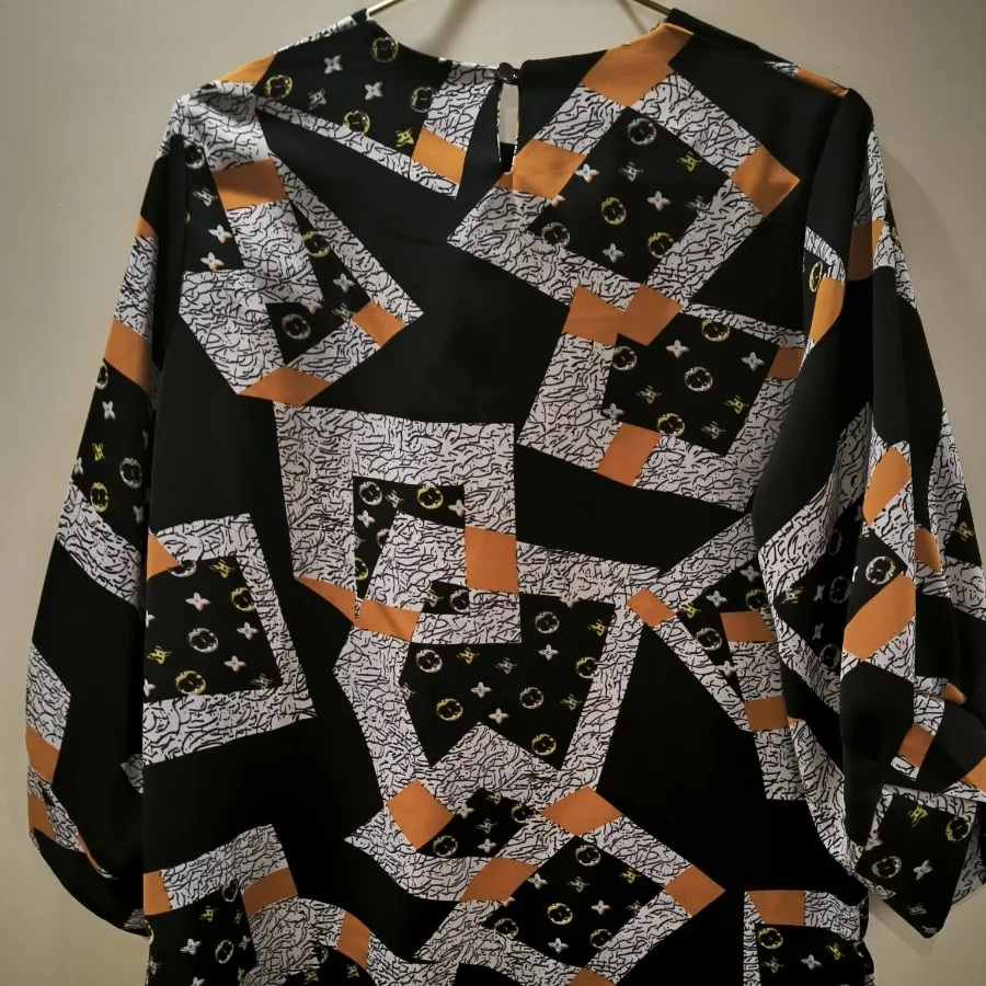 پیراهن زنانه