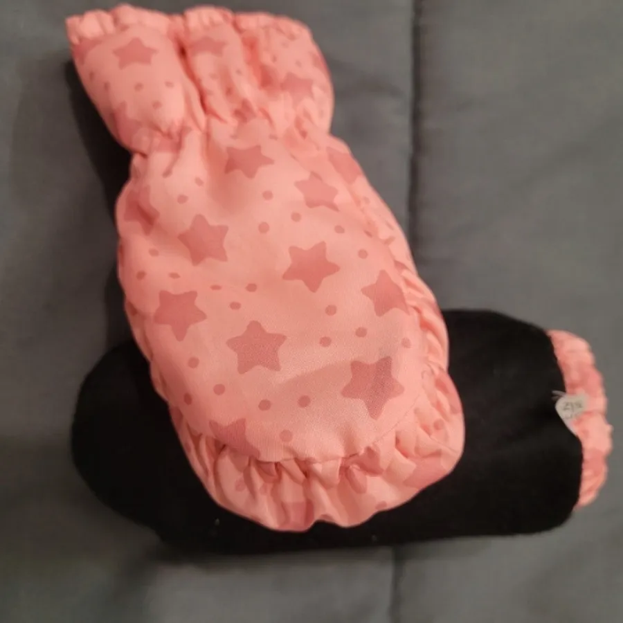 دستکش نوزادی