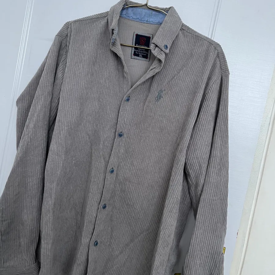 پیراهن مردانه