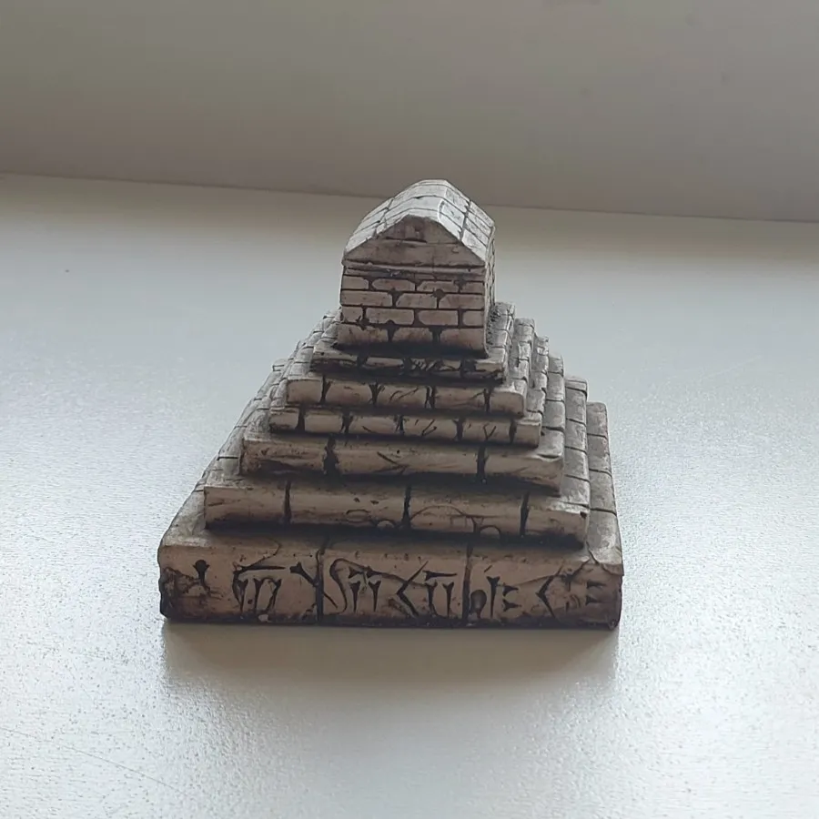 تندیس مقبره کوروش