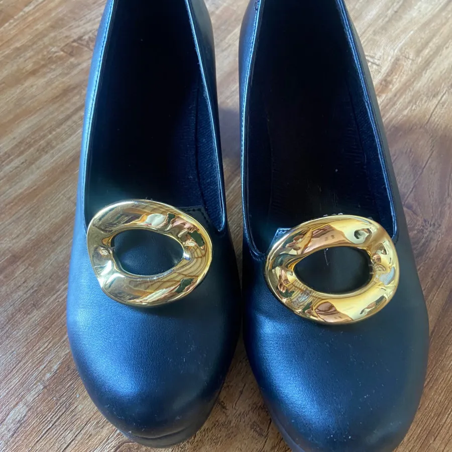 کفش ساخت ایتالیا