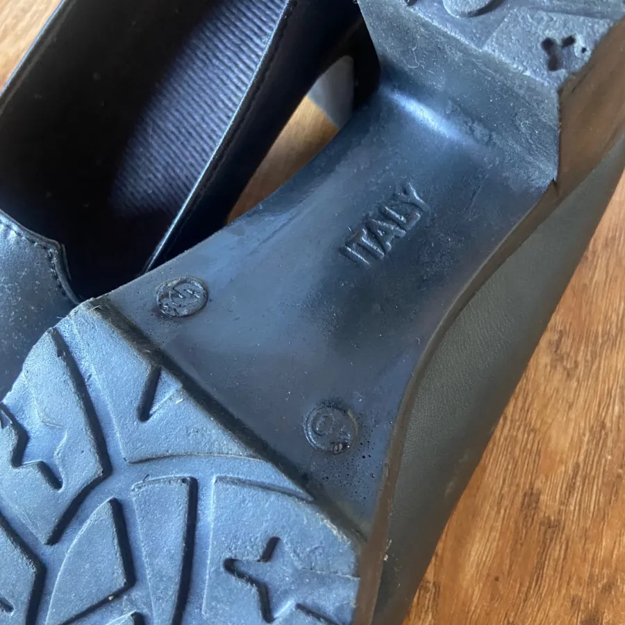 کفش ساخت ایتالیا