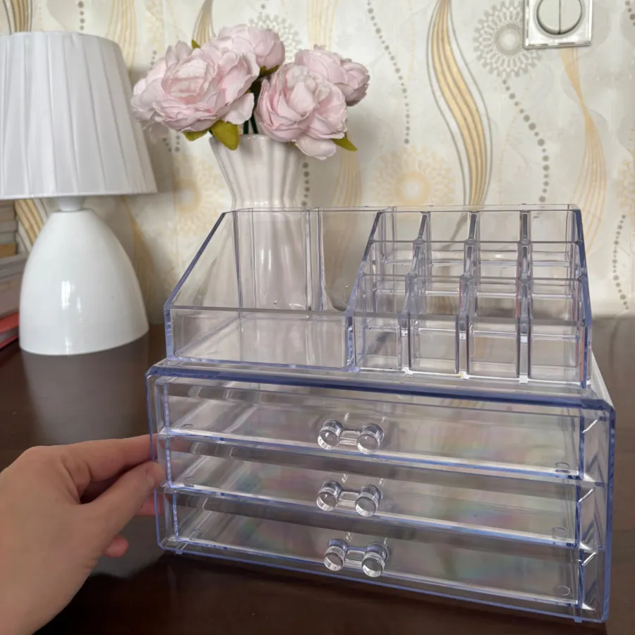 استند لوازم ارایش