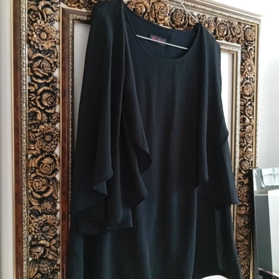 تاپ حریر مشکی