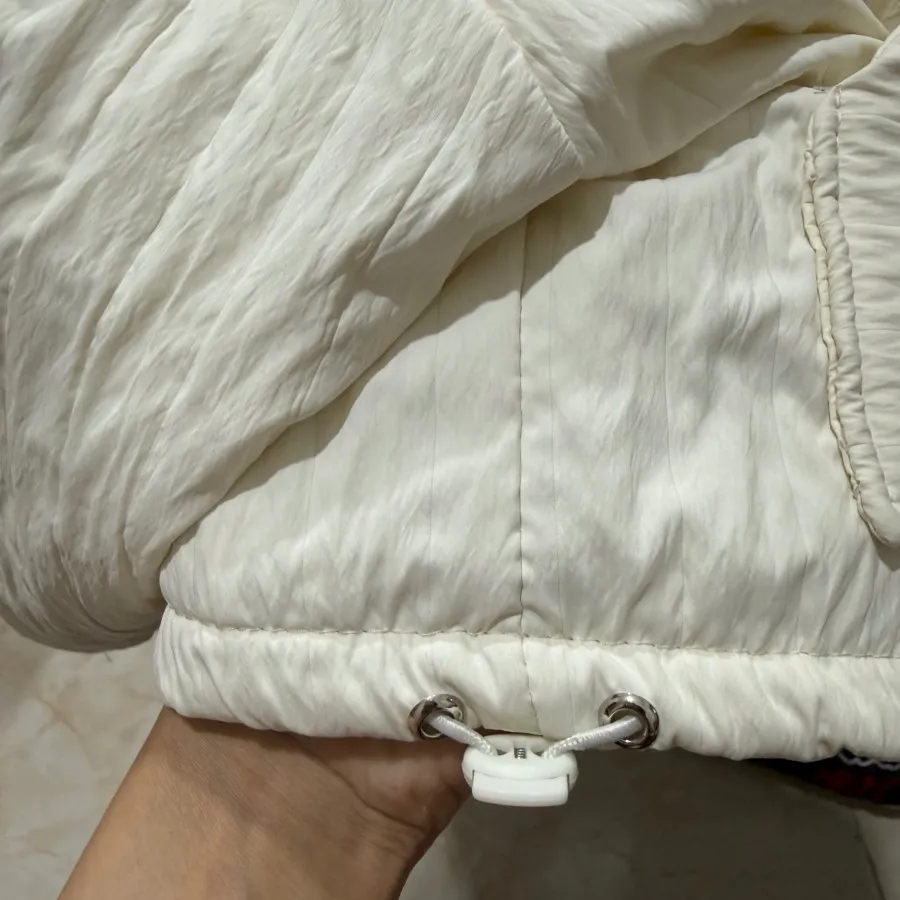 کاپشن کتی مزونی