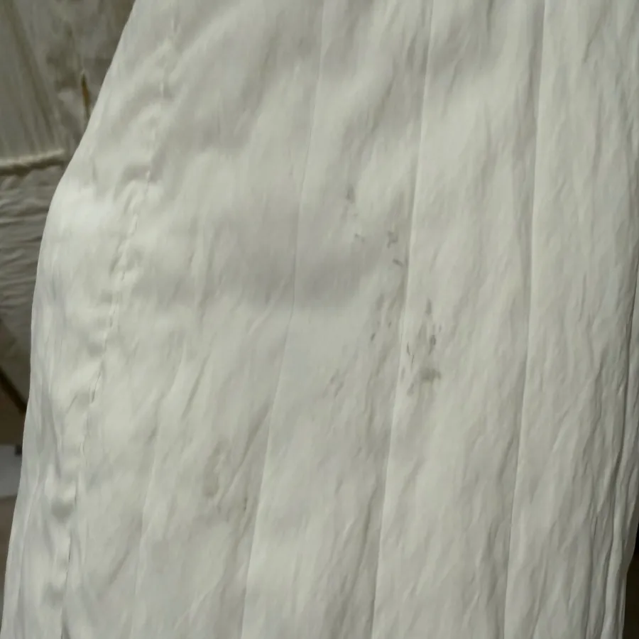 کاپشن کتی مزونی