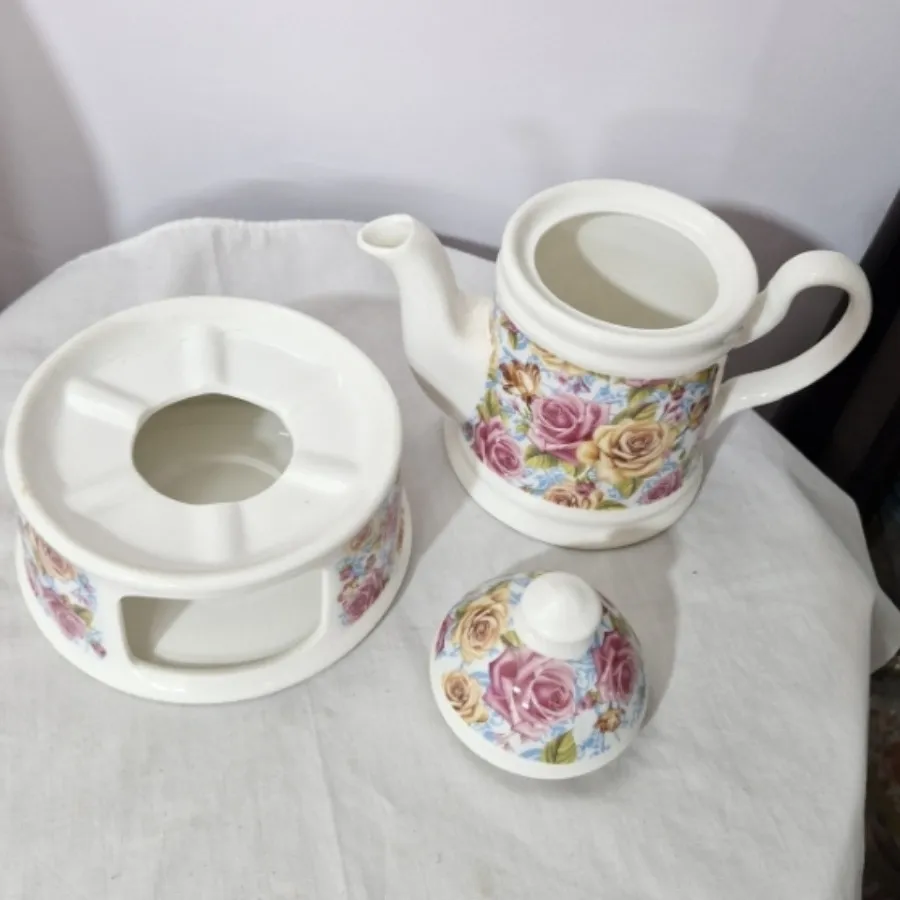 قوری چینی وارمردار