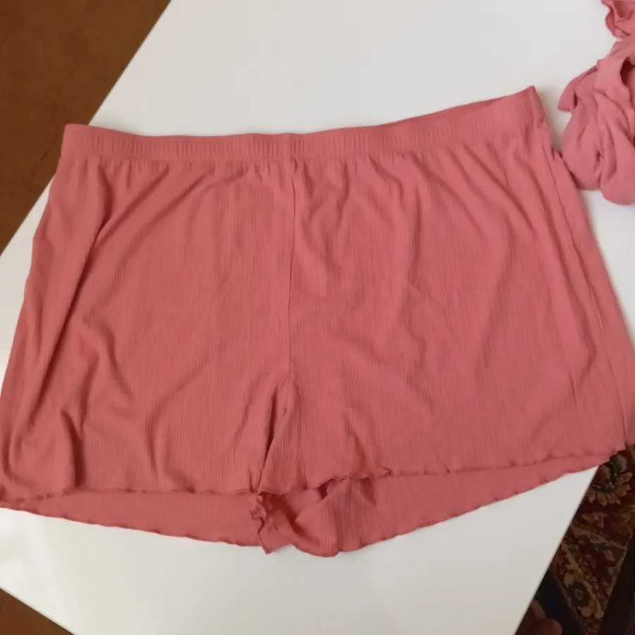 ست تاپ وشورت