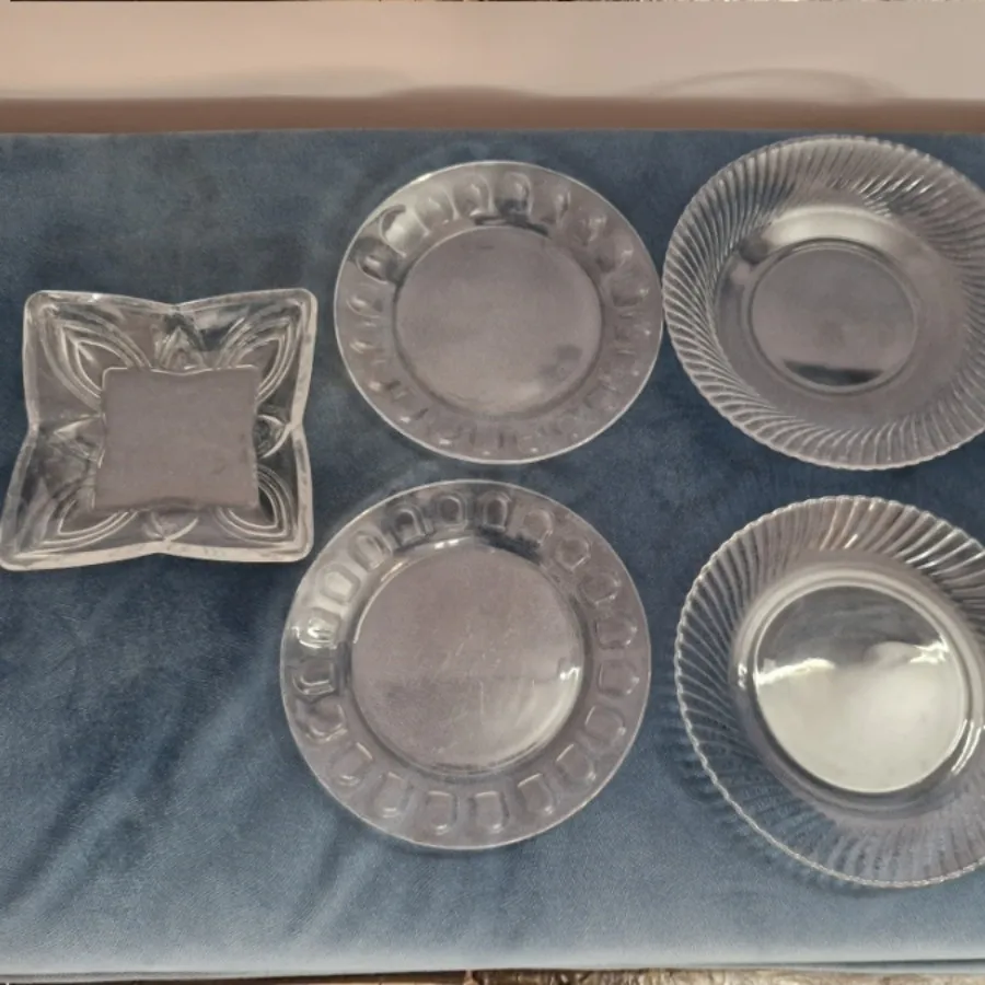 چند عدد پیش دستی