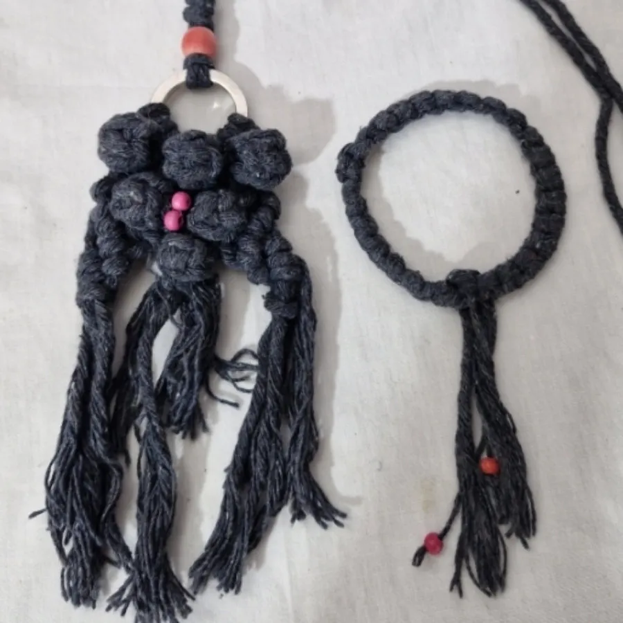 گردنبند و النگو زنانه