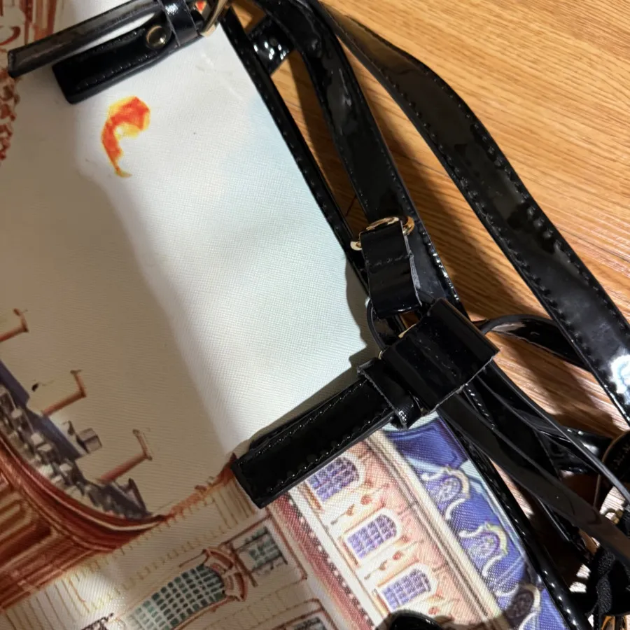 توت بگ کاملا سالم